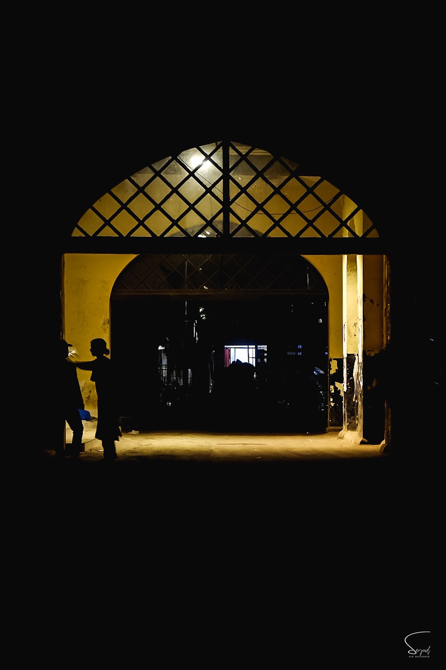 Street photography in Dhaka by Sayeed BM